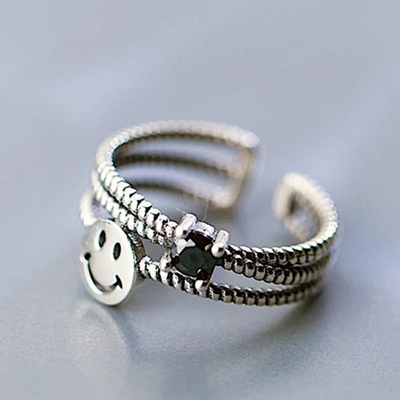 STERLING SILVER RESIZABLE SMILE RING - Picture 3 of 5